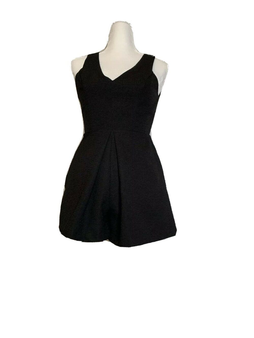 Lush Women Black Open Back Romper Shorts Dress Sleeveless V Neck Sz Small